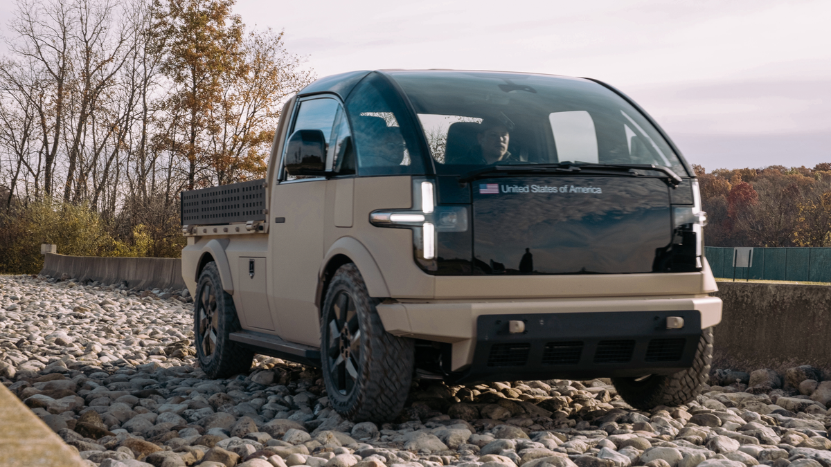 Electric US Army pickup truck made by Canoo.